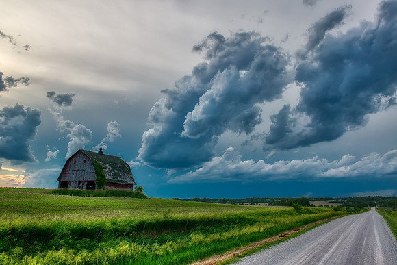 Clouds Descending on Smyth Road