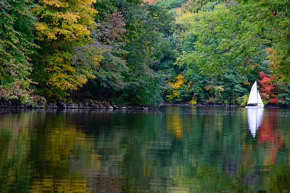 Sailing on Lake McBride